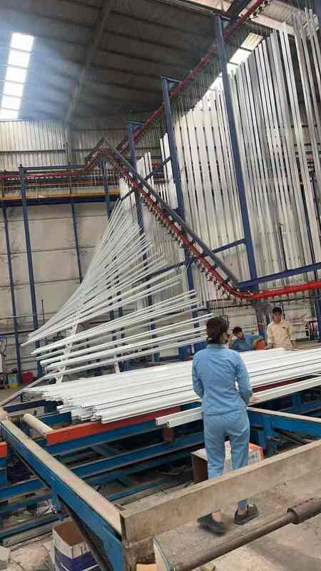 Flexbile Chain Speed Adjusttable Customized Capacity for Customers  Vertical Powder Coating Line for Aluminum Profiles